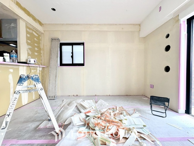 内装 【改装中】毎日の生活を少しでも快適に過ごして頂ける様に落ち着いた雰囲気作りから行っています。