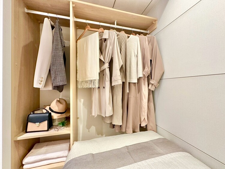 その他 収納スペースが付いていて、お部屋を広く使っていただけます。