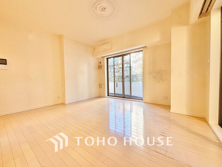 内装 【LIVING】◆simple is best◆無駄のない綺麗なつくりのリビングルームであなただけの暮らしを。