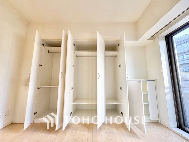 収納 【STORAGE】◆大型収納◆大切な思い出も、大切なモノもたくさんしまって下さい。