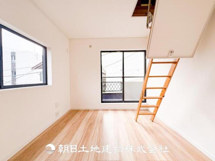 内装 趣味・感性で個性的に飾って頂けるようシンプルに仕上げてあります。