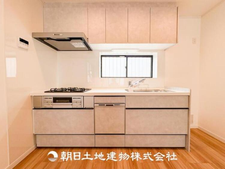キッチン 毎日使う場所だからこそ、ストレスなく使えて、スムーズな家事ができる空間になっております。