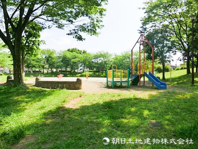 周辺 十日市場公園160ｍ