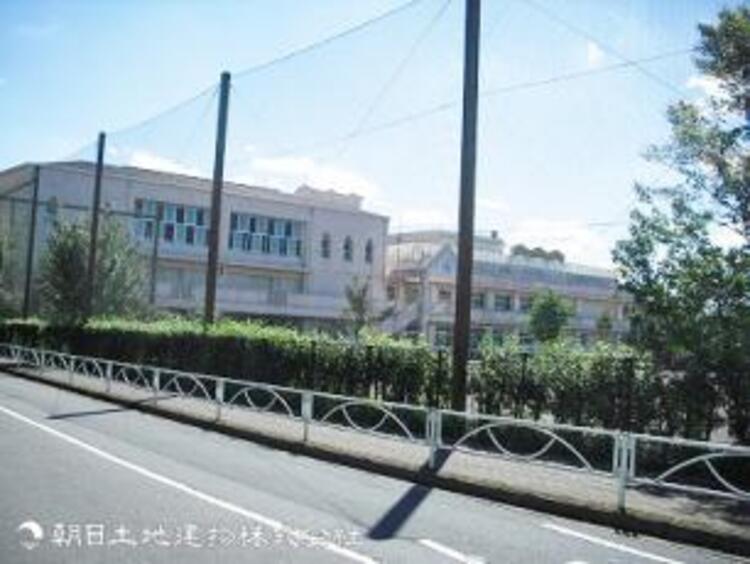 周辺 中川西小学校1300ｍ