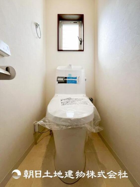 トイレ 【トイレ】大切な1人時間。寛ぎだけではない、快適な生活を送る為に必要なもの。毎日使う場所だから、より快適な空間に仕上げられています。