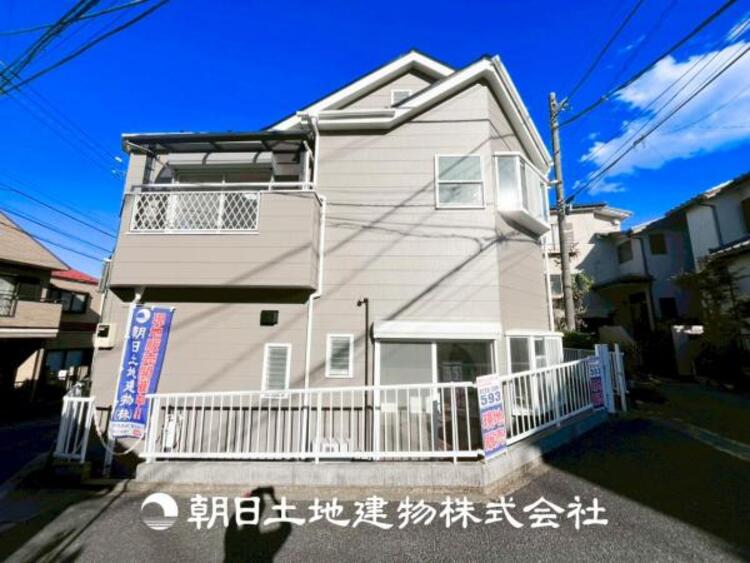 外観 【外観写真】太陽って自分だけのもの。そう勘違いさせる程たまらない空間です。あなただけのオリジナル空間を楽しみながら作り上げて下さい。