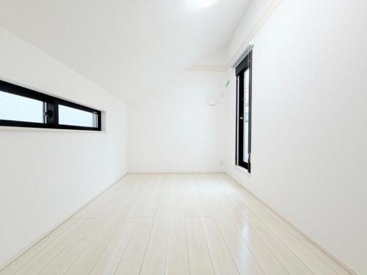 内装 〇●【洋室】収納を作れば自主的に片付ける習慣がつくかもしれません。子供部屋は自分で片づけやすい環境づくり〇●