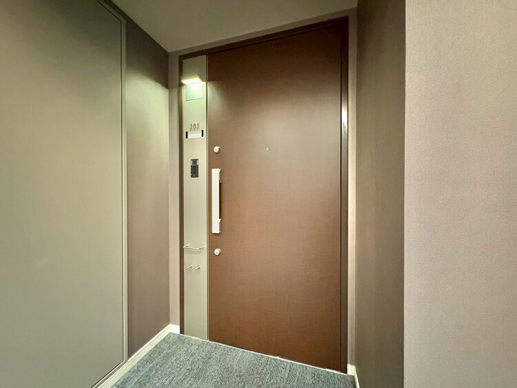 玄関 玄関を開ければ、そこは安らぎのご自宅。