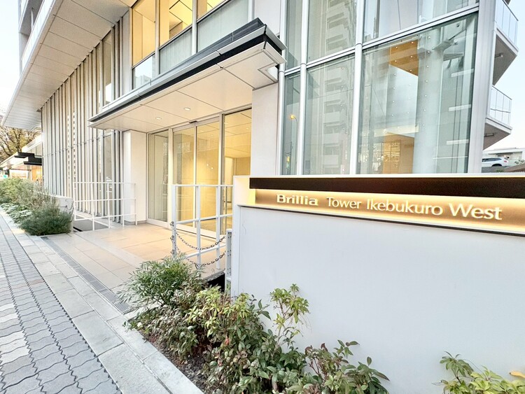 エントランス 外と内をつなぐエントランスは、まさに顔となる場所。