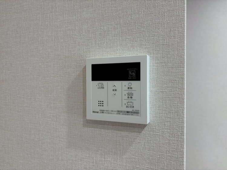 設備 見やすい画面で操作しやすい給湯パネルです。