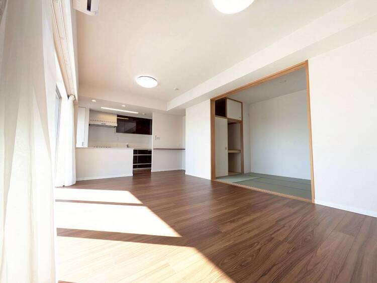 居間 豊かな居住性と、安心感を満たすクオリティが見事に調和した住空間。