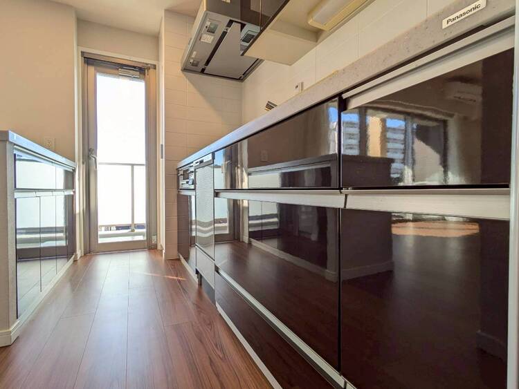 居間 ひとつひとつの空間に宿した機能性、そして美意識。