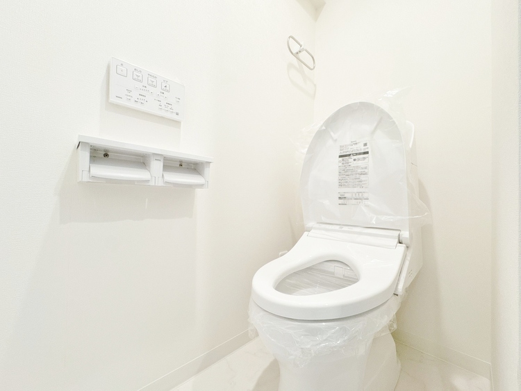 トイレ 暮らしの中のさりげないひとときの快適さにも、こだわりを、持って設備を配しております。