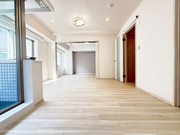 居間 豊かな居住性と、安心感を満たすクオリティが見事に調和した住空間。