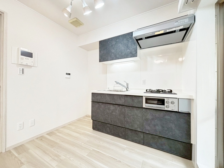 キッチン 洗練されたスタイリッシュなデザイン性と使いやすさを備えた仕様。