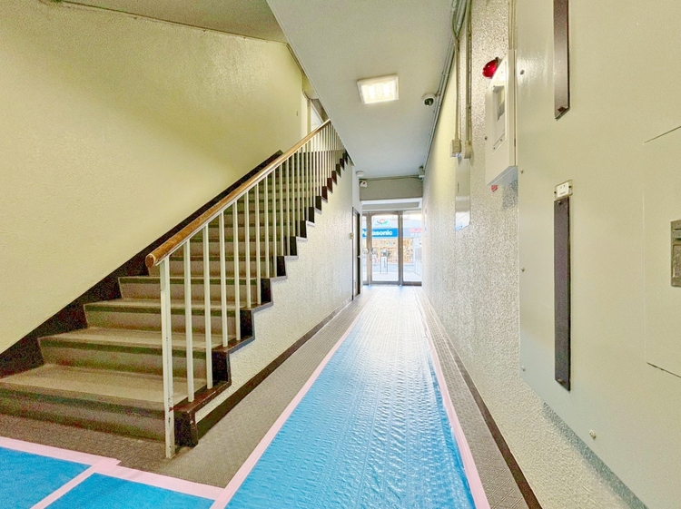 エントランス エントランスは、毎日の行き帰りで使う大事な空間です。