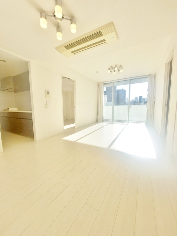 居間 豊かな居住性と、安心感を満たすクオリティが見事に調和した住空間。