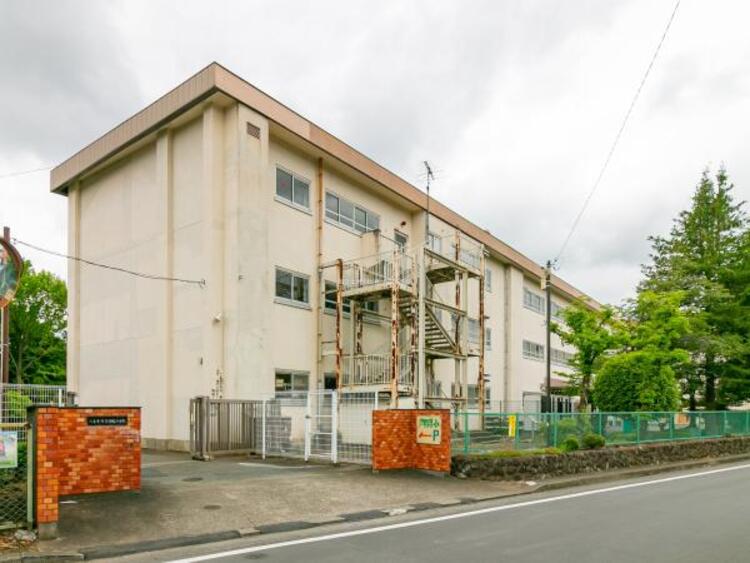 周辺 八王子市立陶鎔小学校迄890ｍ