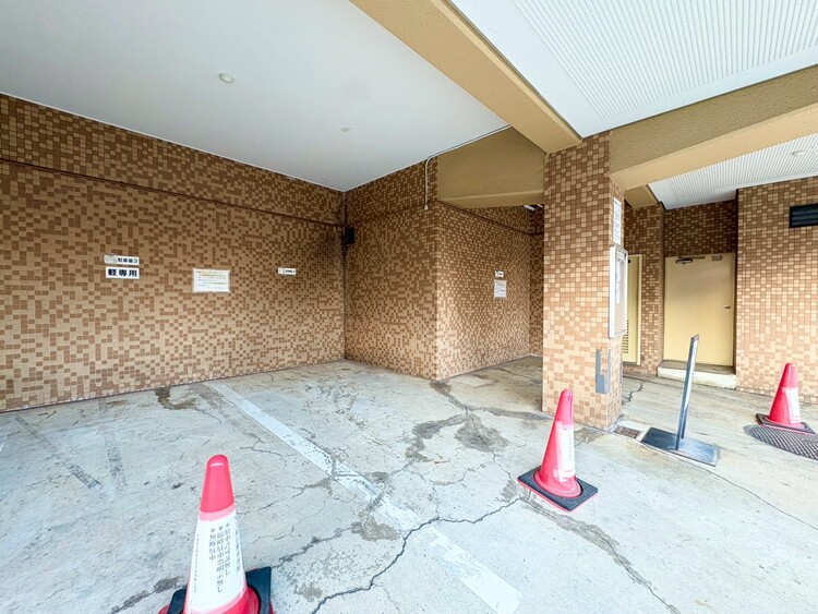 その他 駐車スペースが嬉しいですね。※空き状況は都度ご確認下さい。