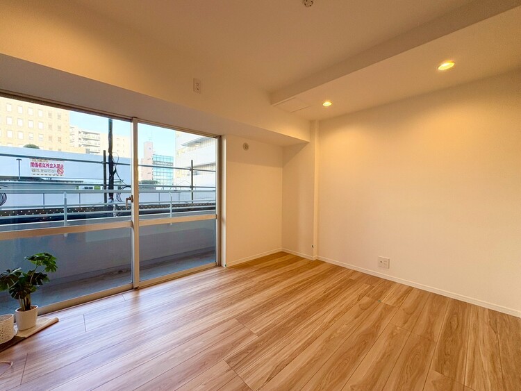 その他 清かで艶やかな時間をもたらしてくれる室内です。