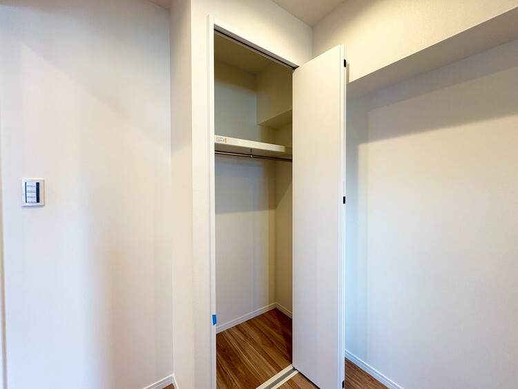 その他 収納スペースが付いていて、お部屋を広く使っていただけます。