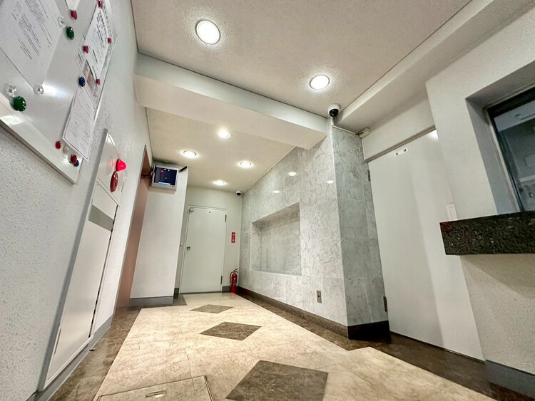 その他 館内は静寂な中が保たれており、管理が行き届いている印象を受けました。