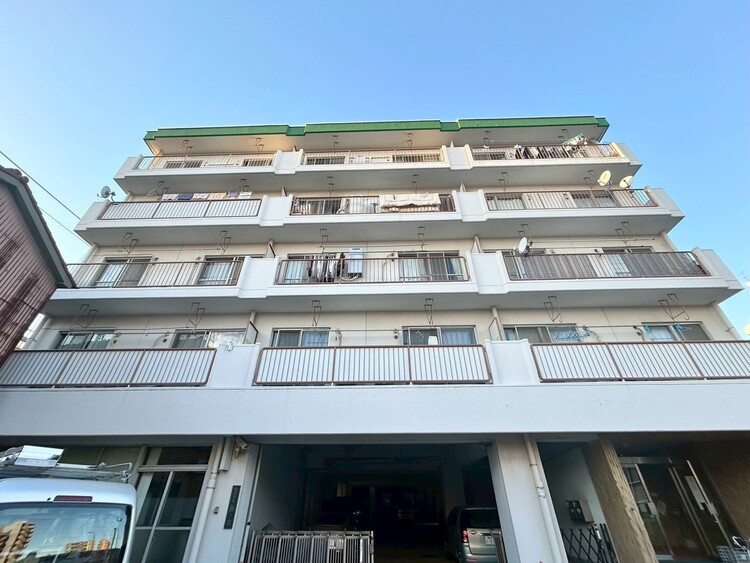 その他 飽きのこないシンプルモダンな外観です。