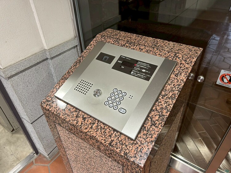 その他 オートロックついていますので、セキュリティ面でも安心です。