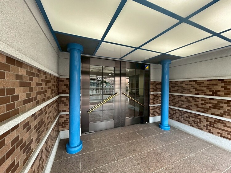 その他 上質感漂う玄関アプローチです。