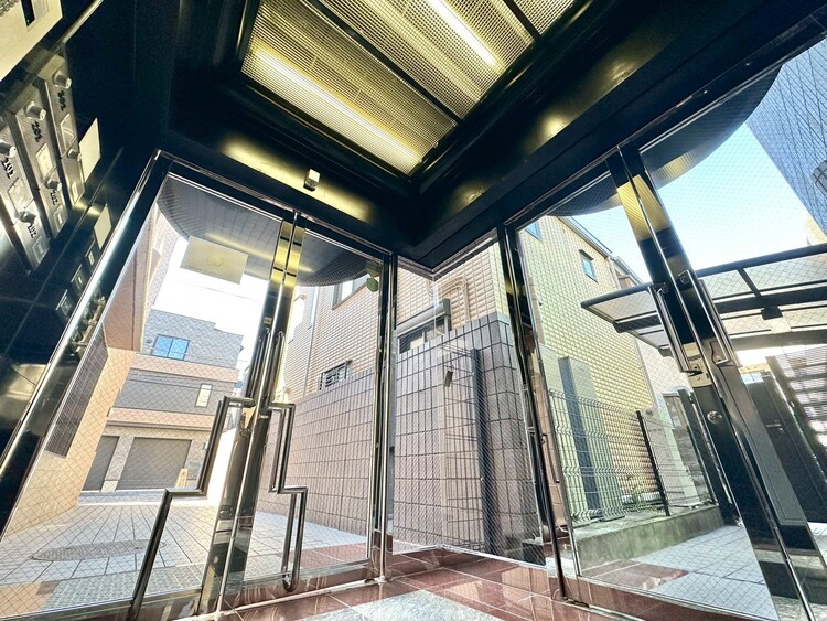 その他 館内は静寂な中が保たれており、管理が行き届いている印象を受けました。