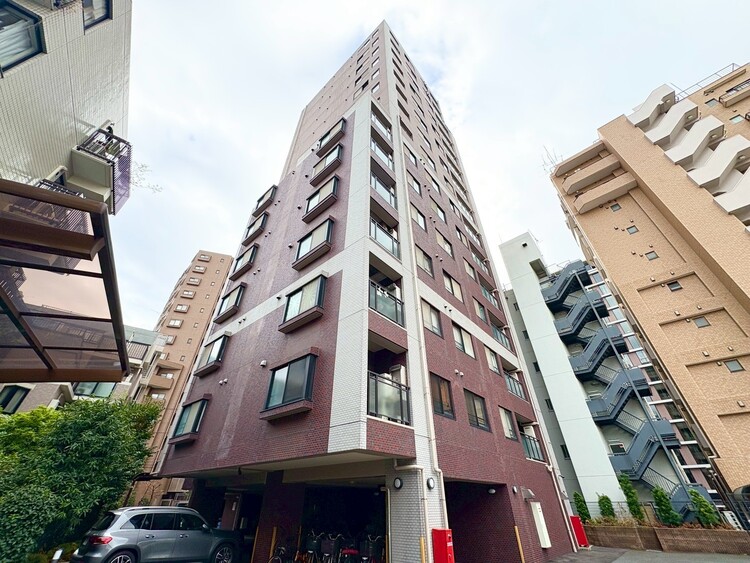 その他 飽きのこないシンプルモダンな外観です。