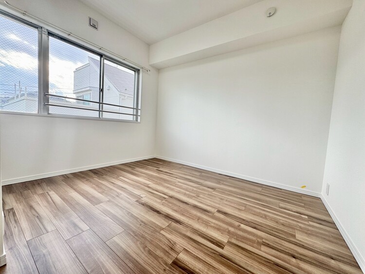 その他 清かで艶やかな時間をもたらしてくれる室内です。