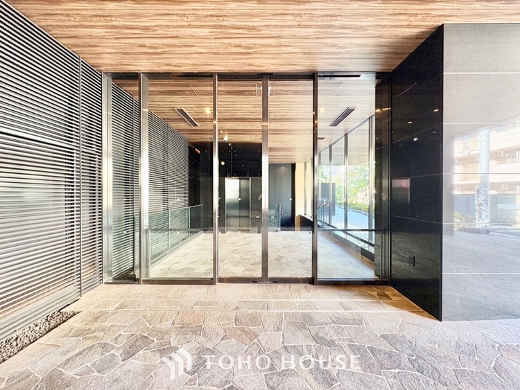 外観 ◆洗面◆清潔感のある水回り。白で統一されたスタイリッシュな空間。毎日使う場所だから究極にシンプルにこだわりました。