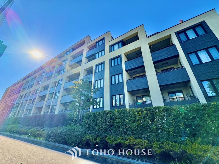 その他 ◆隠された美しさ◆流麗な音楽が流れているような繊細でいながら整然かつ堅牢なこの空間。この空間は確かに美しい。しかし、そこには美しさ以上のものが隠されている。