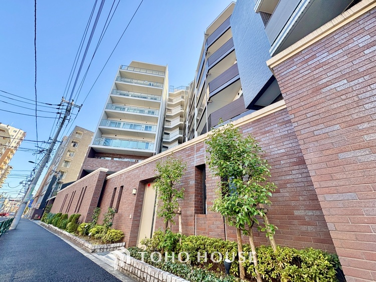 内装 叶えたかったのは落ち着きのあるナチュラルな風合い、そして開放感があるリビング。