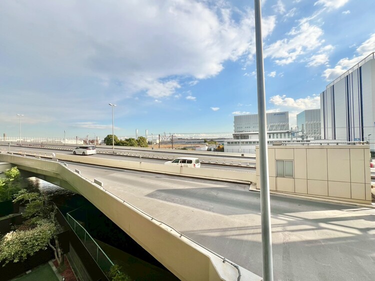 その他 眺望や窓からの景色が良いと、家で過ごす時間も快適です。