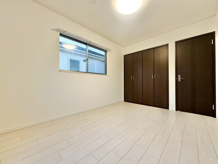 その他 清かで艶やかな時間をもたらしてくれる室内です。