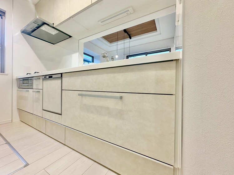 その他 開放感のあるキッチンスペース。調理をしながら、会話も弾みそうですね。