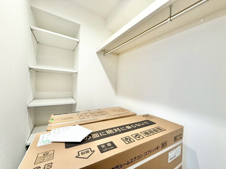 その他 家電やスーツケース、ストック品など何でも片付く嬉しい空間です。