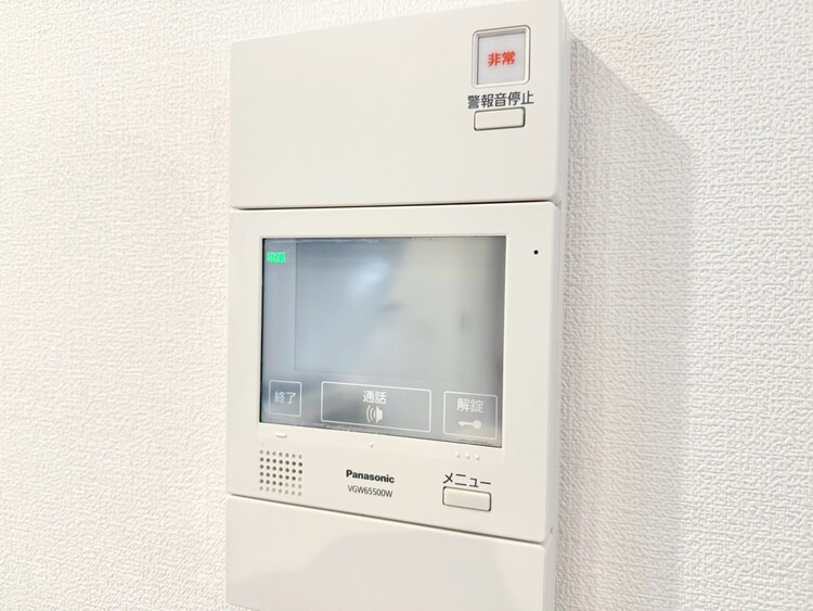 その他 誰が来てもわかる様にモニター付きインターホンを設置。