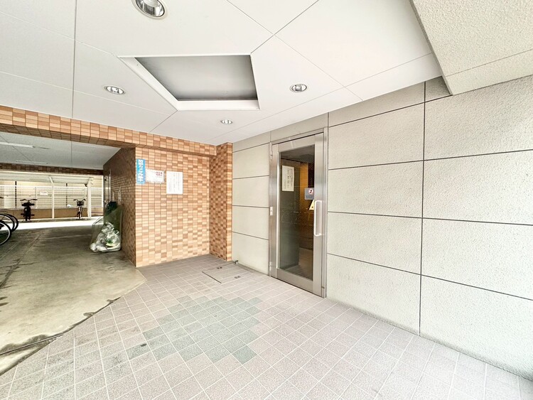 その他 清潔感のある落ち着いた雰囲気の玄関です。