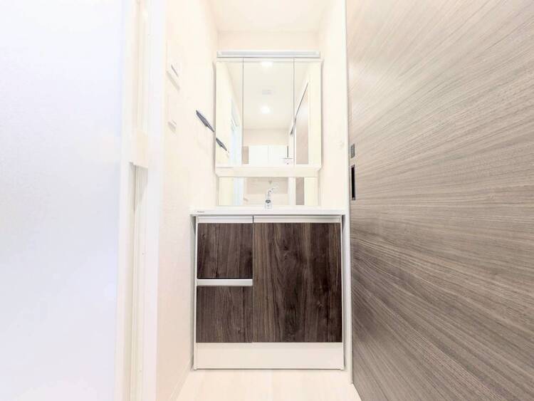 洗面 清潔感を感じられる洗面化粧台。