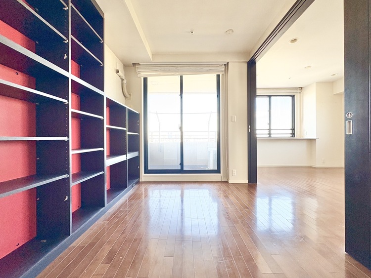 内装 現在改装中◆プライベートな時間◆最高な暮らしにはこの空間が必要。家族のふれあいも大切にしつつ、自分の空間も大切にしたい。