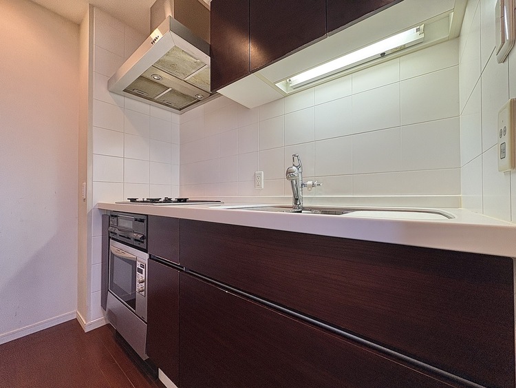 キッチン 現在改装中◆家族のおはよう◆の声を笑顔で迎えてあげられるシステムキッチン。朝ごはんが楽しみでちょっと早起きしたくなるんです。