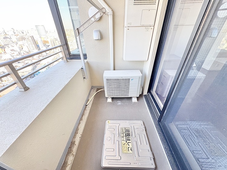 その他 現在改装中◆開放的◆後片付けが楽なシステムキッチン。収納スペースの充実！