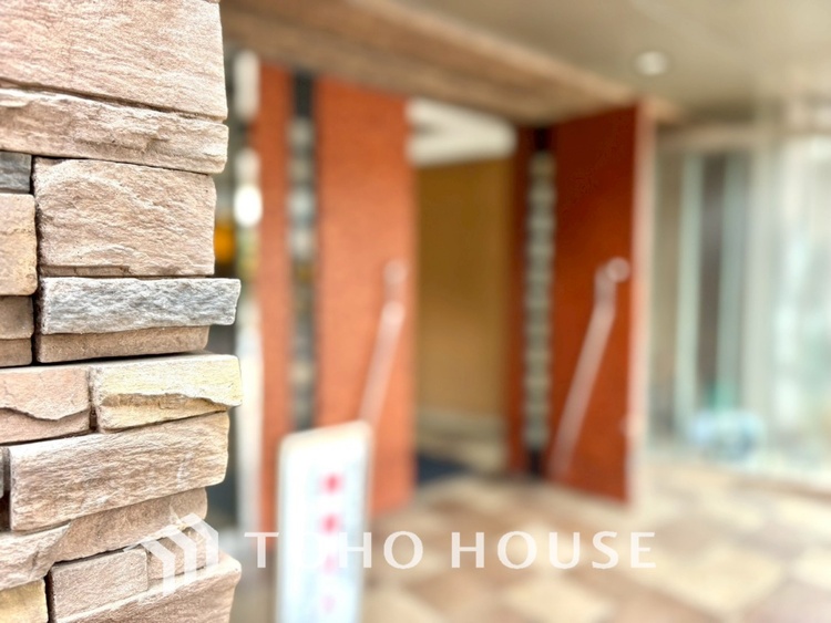 その他 【ENTRANCE】◆そびえ立つ◆我が家のシンボル。遠くの空が赤く染まる夕べが待ち遠しい。