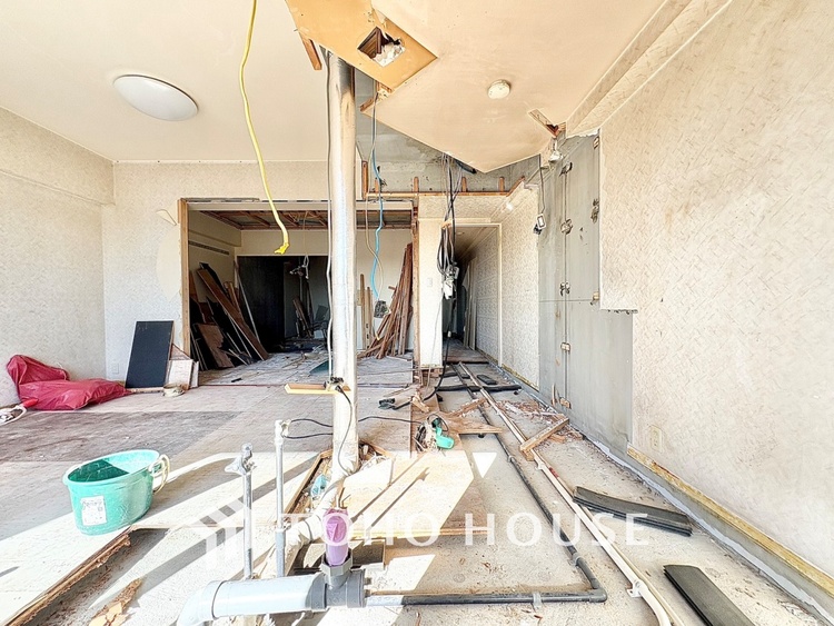 キッチン 現在改装中◆ワクワク◆開放的で機能性も高いシステムキッチン。お子様は毎日のご飯にワクワク！