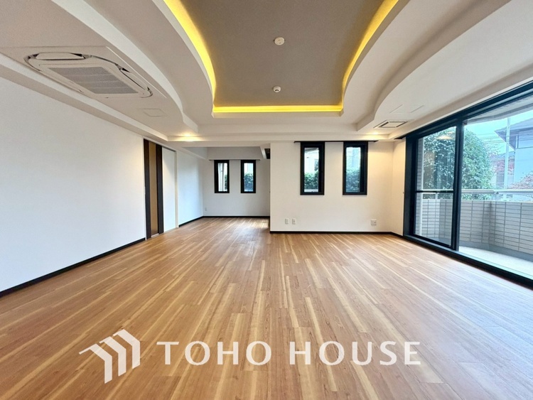 内装 【LIVING】◆simple is best◆無駄のない綺麗なつくりのリビングルームであなただけの暮らしを。