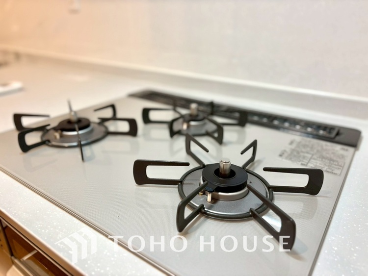 キッチン 【KITCHEN】◆家族のおはよう◆の声を笑顔で迎えてあげられるシステムキッチン。朝ごはんが楽しみでちょっと早起きしたくなるんです。