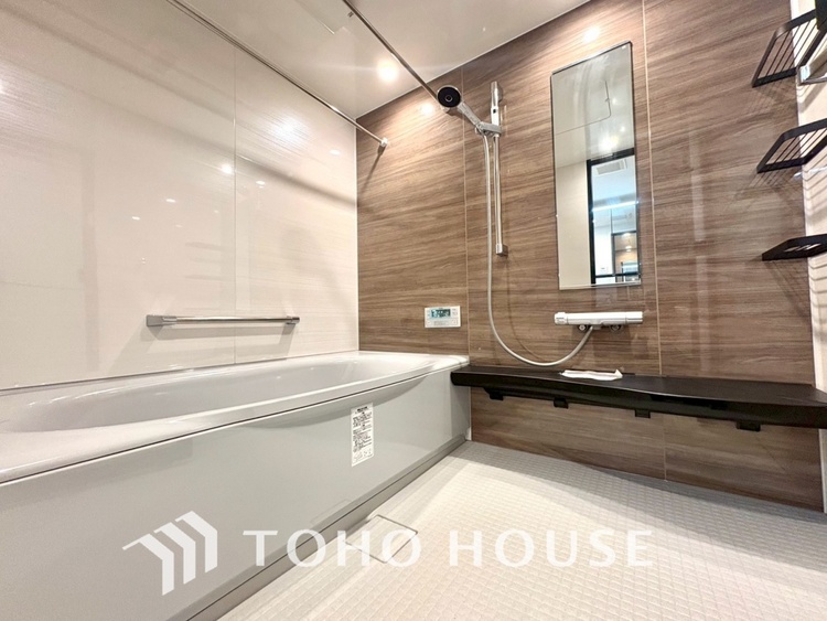 風呂 【BATHROOM】◆プライベートな空間◆simpleだからrelaxできるんです。こころもからだもキレイさっぱり。